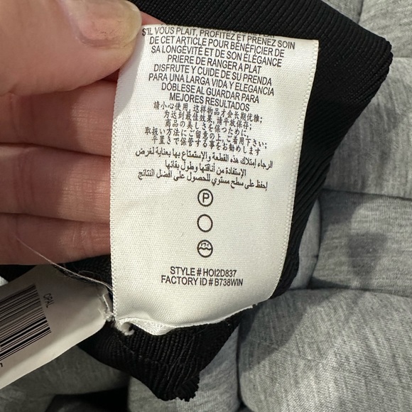 Herve Leger cropped black leggings size extra small - Picture 3 of 14